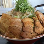 らー麺　Do・Ni・Bo - ニボ二郎590円肉増し250円+生卵30円