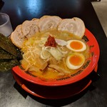 ラーメン玉・赤備 - 特製濃厚豚鶏らーめん