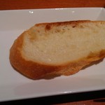 イタリアンバール イルモット - セットのパン