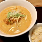 貘 - 担々麺セット800円