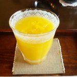 モノンクル - オレンジジュース。セットドリンクです
