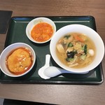 ピリケン - ランチ(五目ラーメン、天津飯、エビチリ)