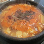 韓の食卓 - スンドゥブチゲ