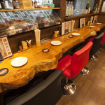 串焼もつ鍋 喜楽 - 内観_テーブル