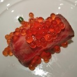 グリルレストラン＆スイーツカフェ スコール - [料理] こぼれフレンチキャビアの和牛寿司 アップ♪ｗ ①