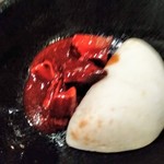 グリルレストラン＆スイーツカフェ スコール - [料理] イベリコ豚 舌シチューのあったか鍋 ～ 焼き立てパン添え ～ ②