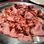 グリルレストラン＆スイーツカフェ スコール - [料理] 自家製ローストビーフ ～ トリュフ香るポテトを添えて ～ プレート全景♪ｗ