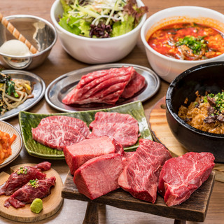 名物『伝説盛り』や『肉飯』が楽しめるコースは3,500円～！
