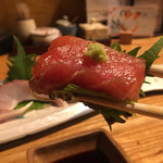 炭と地酒とたしなみワイン Kai本店 醸す - 和歌山県産鮪ですよ