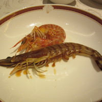 筑紫樓 銀座店 - 上：軽くボイル　＆　下：生　