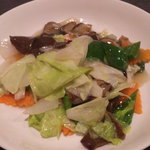喜臨門 - 椎茸と野菜の炒め 480円