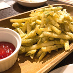 ワイン食堂 ビストロJIN - やみつきフライドポテト