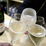 波へい - シャンパーニュで乾杯〜♪