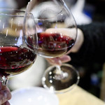 波へい - 赤ワインで乾杯〜♪