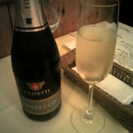 まずはプロセッコ