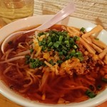 Esu - 辛いラーメン    900円