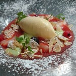 ビストロ エルエラ - いちごのスープと抹茶のブランマンジェ  ぺルノーのアイス