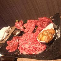 近江うし 焼肉 にくTATSU 青山本店 - 
