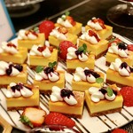 Manpei Hotel - チーズケーキ＠ブルーベリーとイチゴジャム2種ありました（軽井沢ガーデンファームカフェ）