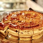 Manpei Hotel - 伝統のアップルパイ（万平ホテル）