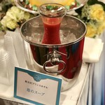 Manpei Hotel - 苺のスープ＠苺とベルベーヌ（ハーブ）とグランマニエ（オレンジ）のリキュール（軽井沢プリンスホテル）