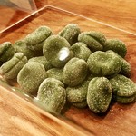 Manpei Hotel - お多福豆＠うぐいす餡。きな粉ねじりのよう（御菓子処花岡）