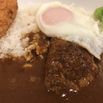 べねぜら - ハンバーグカレーカニクリームコロッケ追加