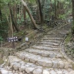 松籟庵 - 登ります