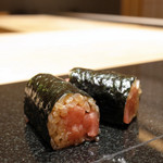 いちかわ - 大トロ鉄火巻き1/2