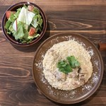 アンツ ミールズ アンド コーヒー バー - グリーンカレーのチーズリゾット