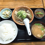 山桜食堂 - 【2018年11月】もつ煮込定食。