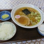 松の食堂 - 中華そば（￥500）