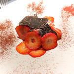 エクアトゥール - 苺のティラミス