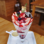 えほんとカフェ - えほんとパフェ