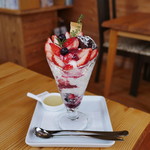 えほんとカフェ - えほんとパフェ