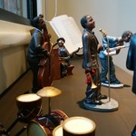 a.cafe - 店内のどこかに！？