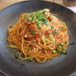 Bistro Vie - 小エビのトマトクリームパスタ（大盛り）2019.02.04