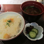 味すゞ亭 穏香 - 栗炊き込みご飯とナメコの味噌汁