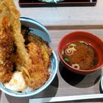 えびのや イオンモール広島府中店 - 穴子天丼を徐々にアップ