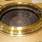 和牛 まつした - ●おまかせコース 8,500円(前菜・和牛ﾚｽﾃｰｷ・上塩ﾀﾝ・ﾈｷﾞ塩ﾀﾝｶﾙﾋﾞ・ｽﾃｰｷｶｯﾄ・焼しゃぶ・焼すき・ﾀﾚ焼・味噌焼比べ・和牛寿司)＋追加単品 ホルモン盛合せ 500円x4=10,500円 2019年02月