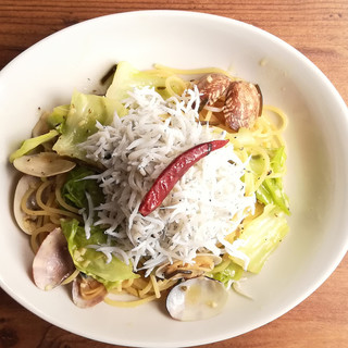 貝と白ワインのバル KAKIMARU_1