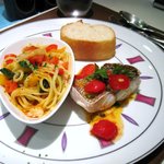 キッチンステージ - 真鯛の切り身の海水煮　地中海の香り　イタリア野菜とカラスミのパスタ