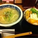 昆ぶ家 - 鶏骨スープ塩うどん＋チキン南蛮丼セット720円