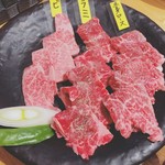 縁 - ３種盛り。この量、この質で２９８０円