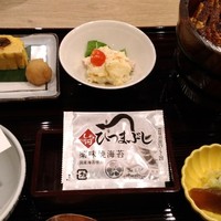 うなぎ和食 しら河 名駅店 - うなぎ、いつかまた昔の値段に戻るんだろうか。味も良く、臭みも無く満足できたが4000円超えはちょっとキツかった。