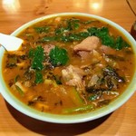 Kangoun - 「高菜牛肉刀削麺」の大盛り