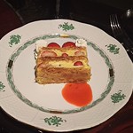 あざみ野うかい亭 - ナポレオンケーキ