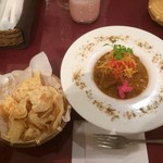 ベンガルタイガー - ベンガルタイガーバターチキンカレー  パラタ付き  1,060円