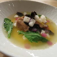 Fine bouche - 蕪のフラン　フォアグラ　トリュフ　蕪のコンソメスープ