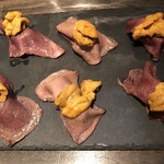 Pasutan - 肉寿司イチボ、もも肉、タン 雲丹トッピング